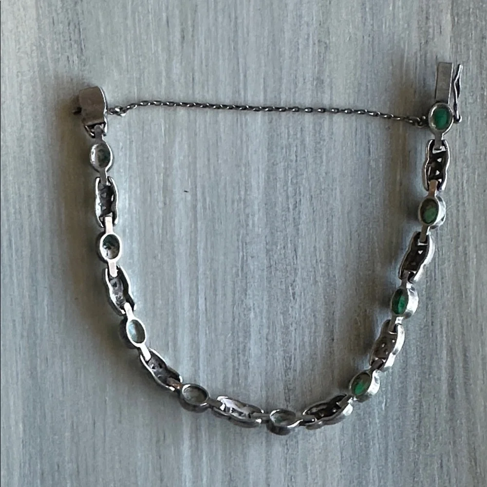 Sterling Silver Green Onyx with Celtic Knots Locking Clasp and Safety Chain